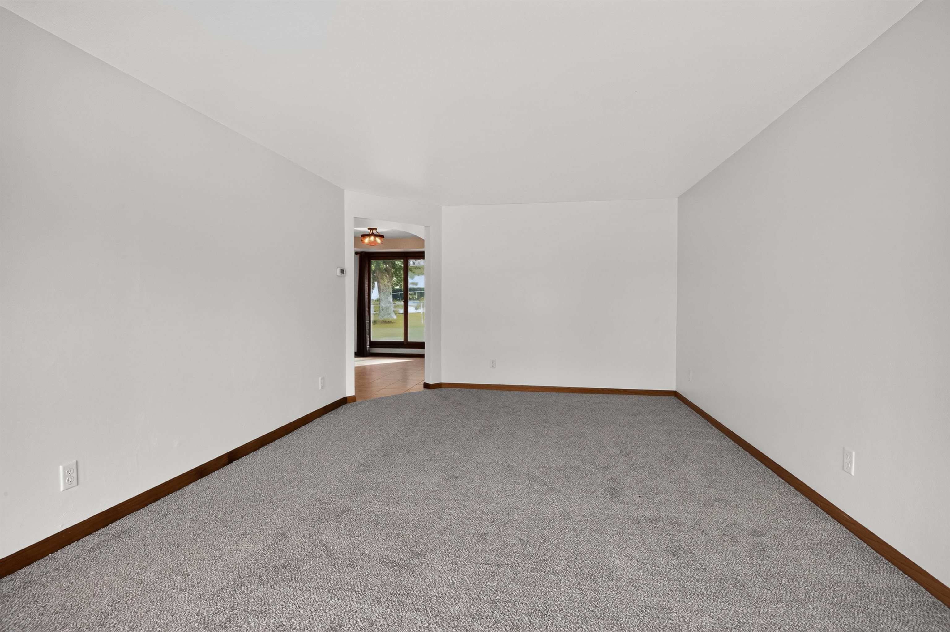 1607 Cormier Road Green Bay, WI 54313 - Photo 15 of 29 Gallery Image 15