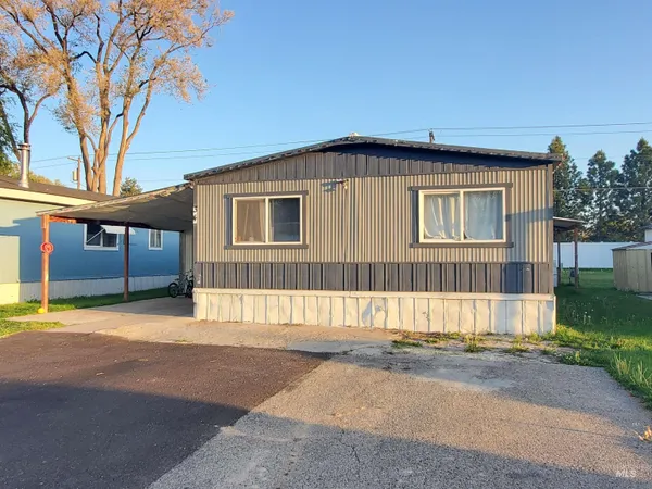 $107,990 | 1410 West Flamingo Avenue, Unit 34, Nampa, ID 83651