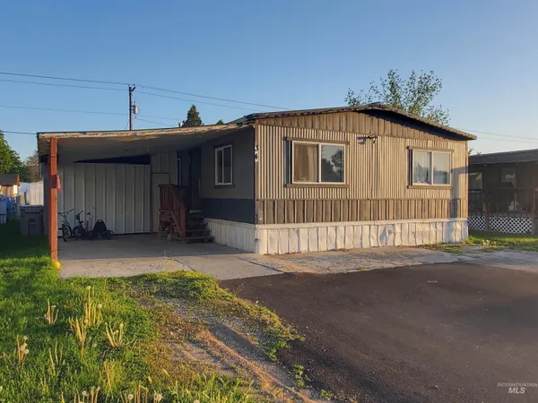 $107,990 | 1410 West Flamingo Avenue, Unit 34, Nampa, ID 83651