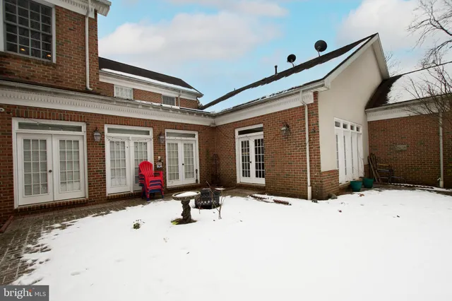 $990,000 | 22 St Thomas Lane, Owings Mills, MD 21117