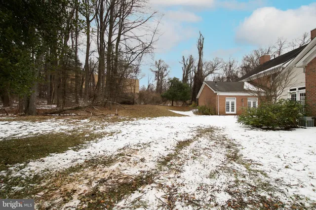 $990,000 | 22 St Thomas Lane, Owings Mills, MD 21117