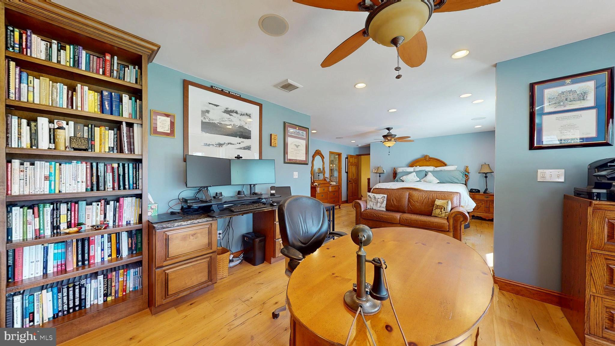 40 Cooper Tomlinson Road Medford, NJ 08055 - Photo 49 of 98 Office Second floor