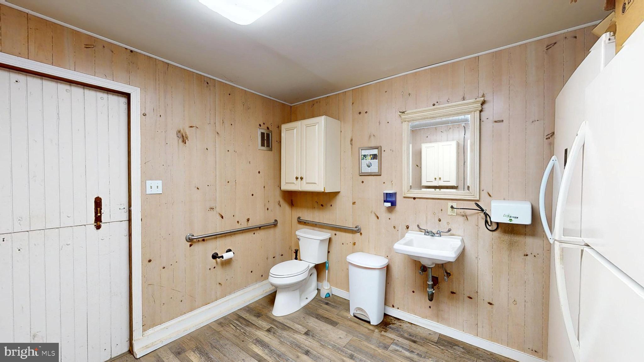 40 Cooper Tomlinson Road Medford, NJ 08055 - Photo 93 of 96 a bathroom with a sink toilet tub and shower