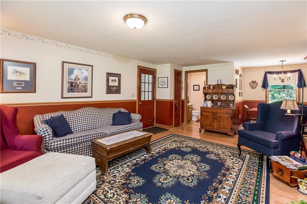 47 Middle Road Kennebunk, ME 04043 - Photo 13 of 31 Family Room off side entrance