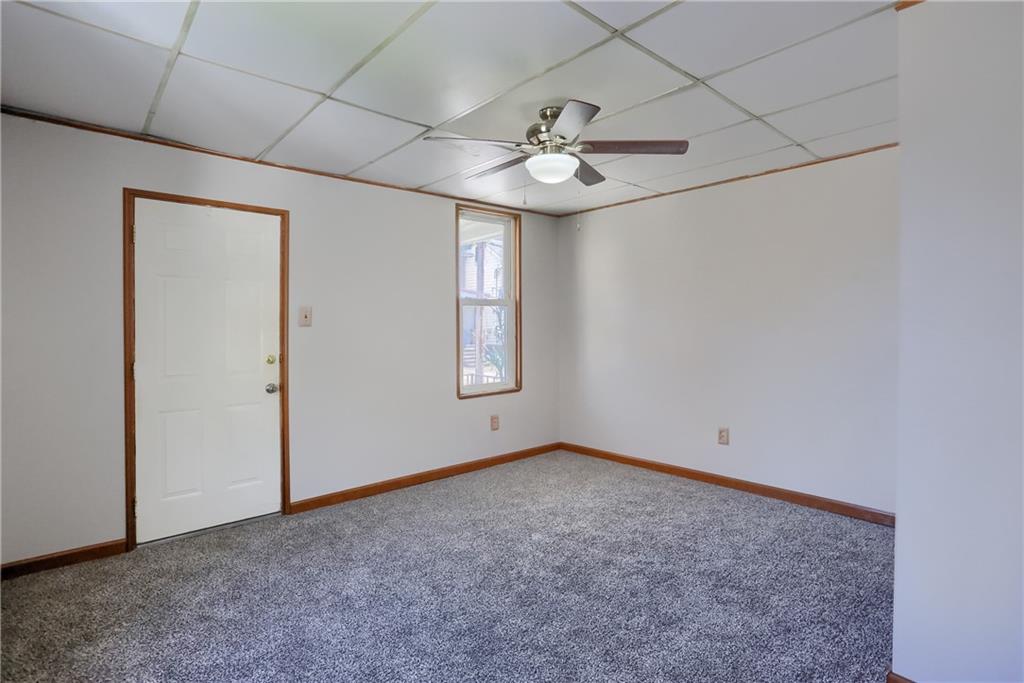 1550 Glenn Way McKees Rocks, PA 15136 - Photo 12 of 30