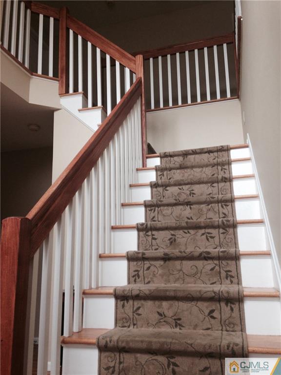 293 Dunhams Corner Road East Brunswick, NJ 08816 - Photo 3 of 23 Gallery Image 3
