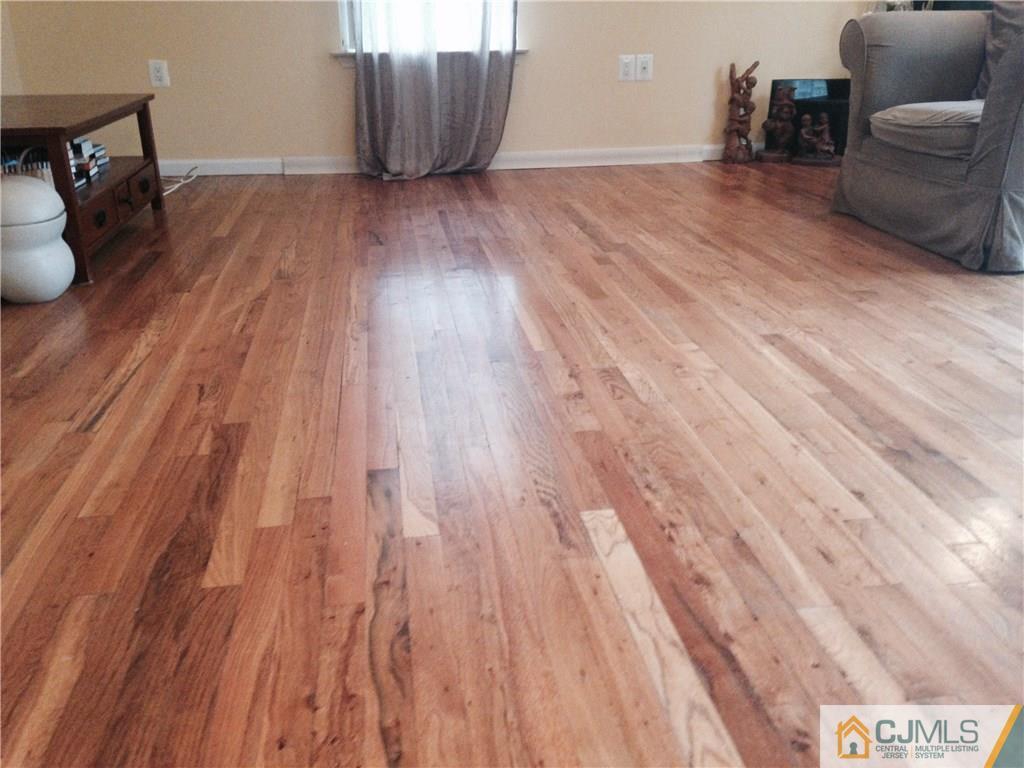 293 Dunhams Corner Road East Brunswick, NJ 08816 - Photo 6 of 23 Gallery Image 6