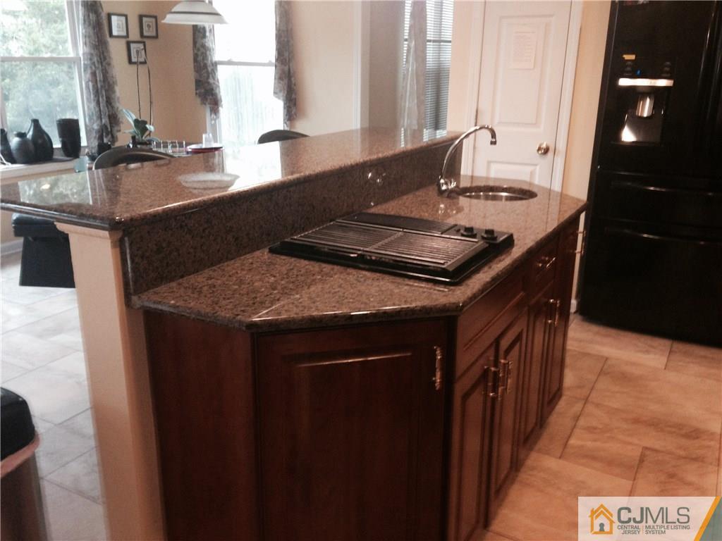 293 Dunhams Corner Road East Brunswick, NJ 08816 - Photo 8 of 23 Gallery Image 8