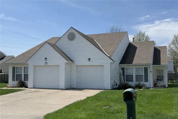 $290,000 | 1103 Carriage Lane, Cameron, MO 64429