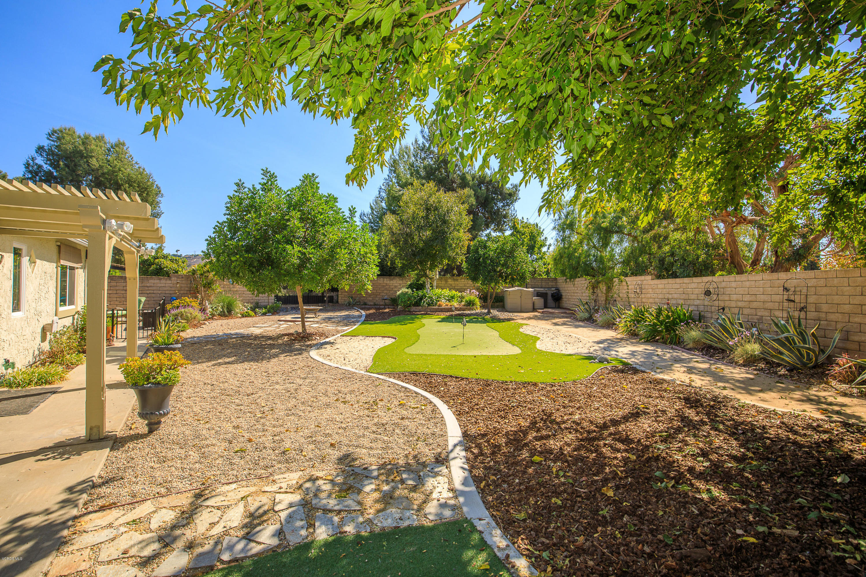 13208 East Quail Summit Road Moorpark, CA 93021 - Photo 20 of 36 a view of swimming pool with sitting area