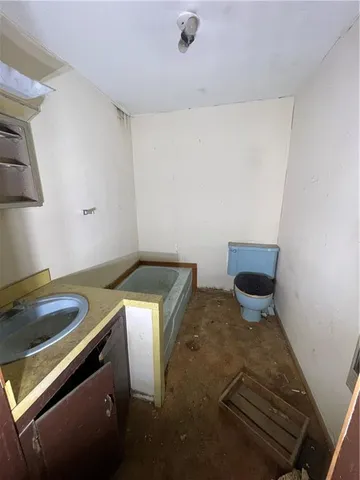 $10,000 | 2408 Stevens Avenue, Parsons, KS 67357