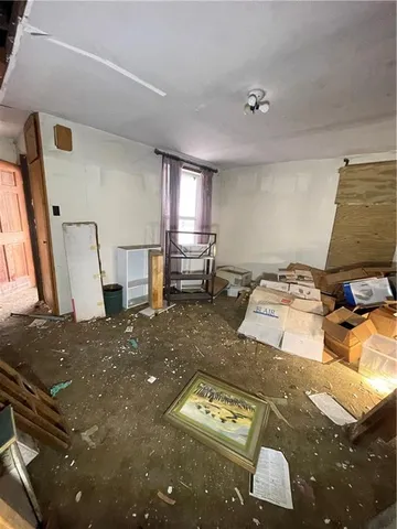 $10,000 | 2408 Stevens Avenue, Parsons, KS 67357