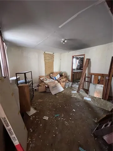 $10,000 | 2408 Stevens Avenue, Parsons, KS 67357