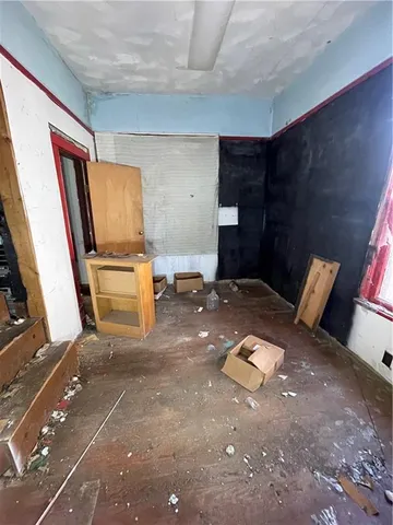 $10,000 | 2408 Stevens Avenue, Parsons, KS 67357