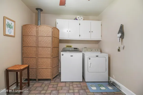 $359,900 | 9388 West Oaklawn Road, Biloxi, MS 39532