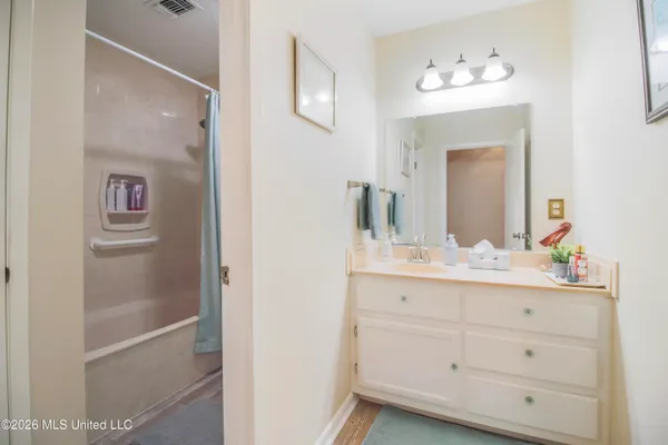 $359,900 | 9388 West Oaklawn Road, Biloxi, MS 39532