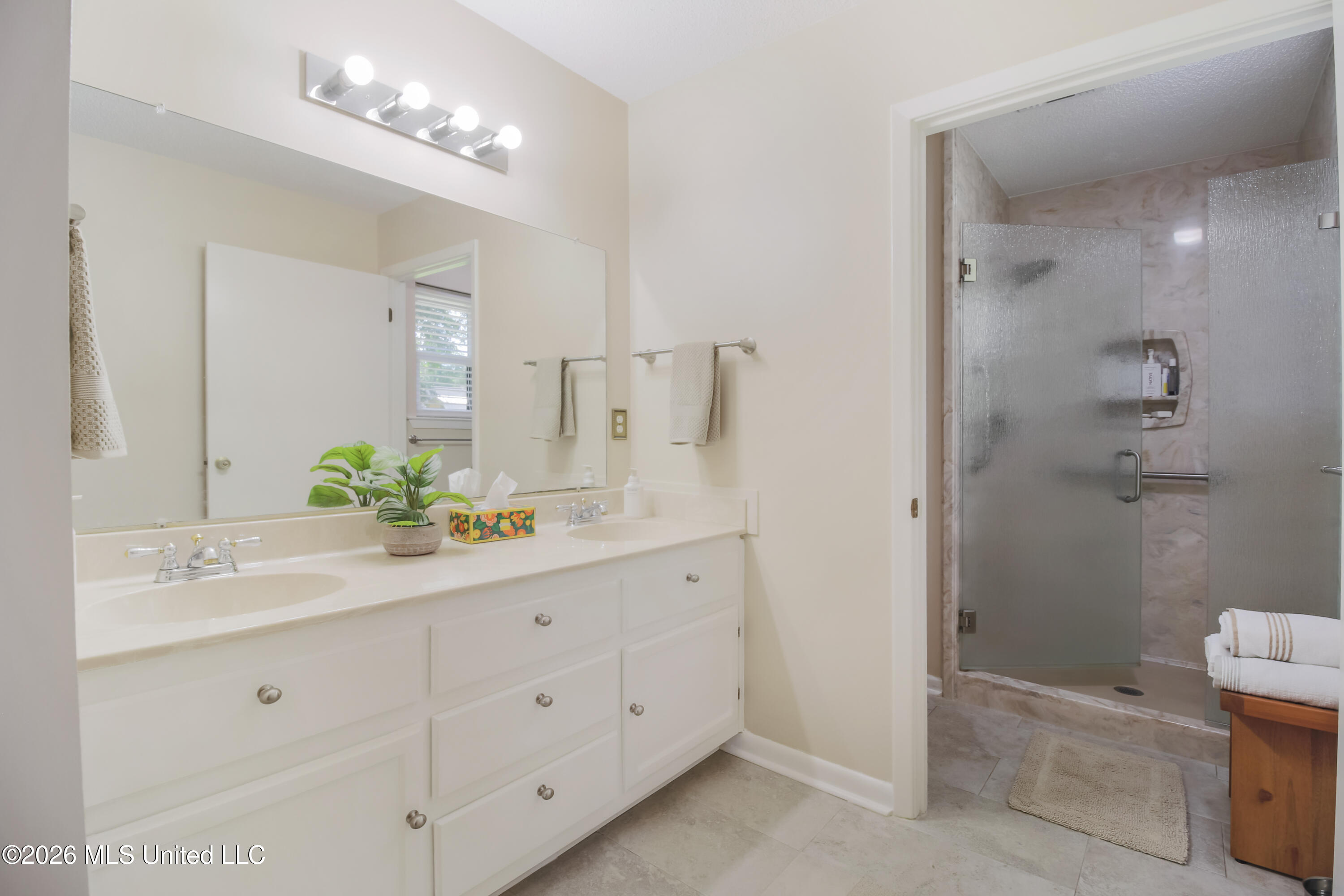 9388 West Oaklawn Road Biloxi, MS 39532 - Photo 27 of 37 IMG_8877