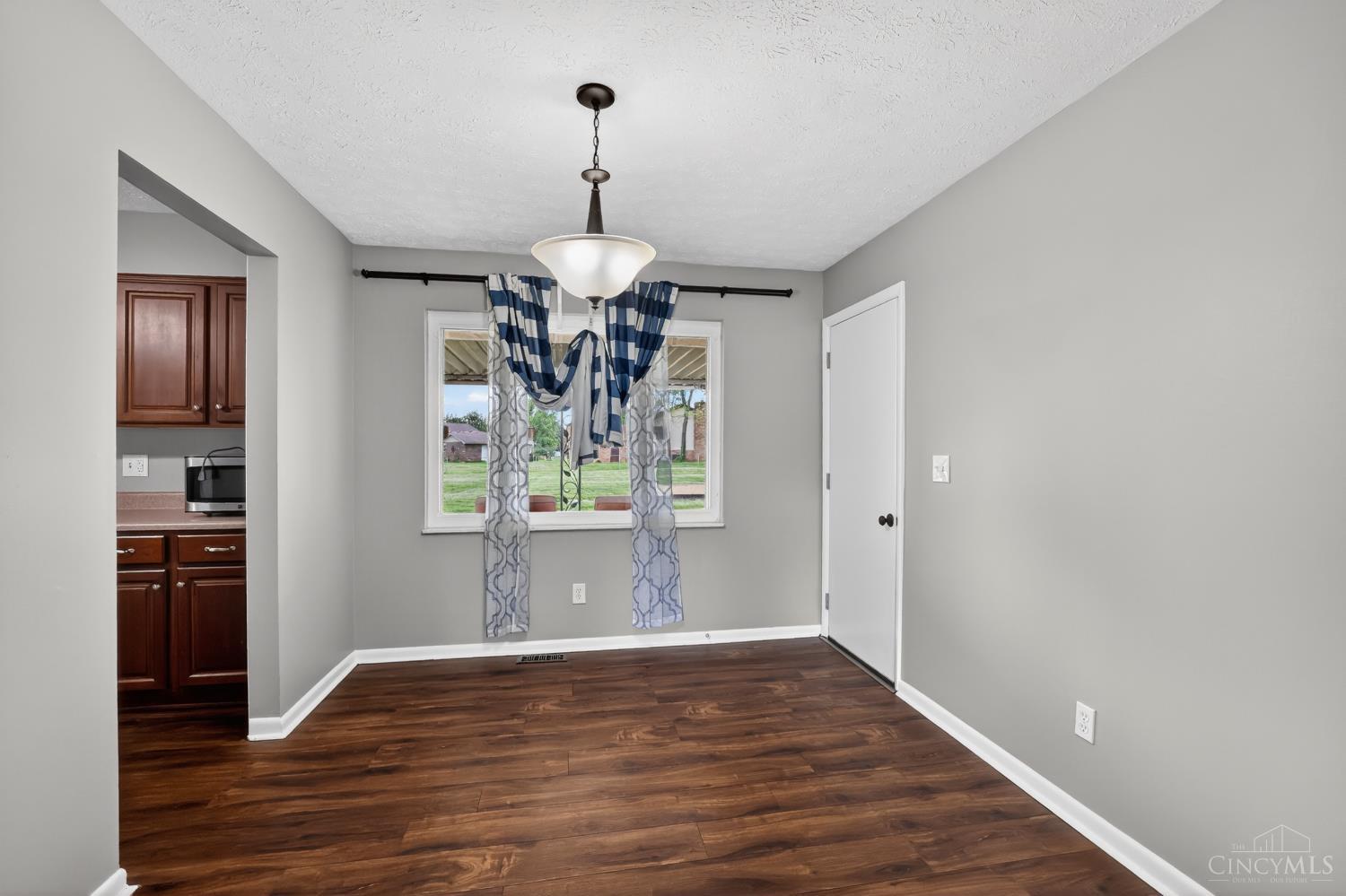 5741 Gray Road Fairfield, OH 45014 - Photo 7 of 32