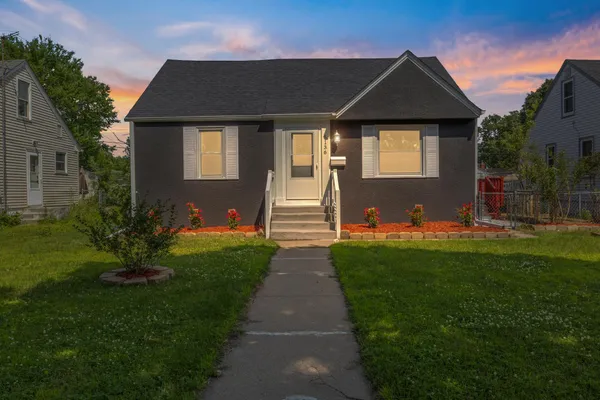 $295,900 | 5136 North Colfax Avenue, Minneapolis, MN 55430