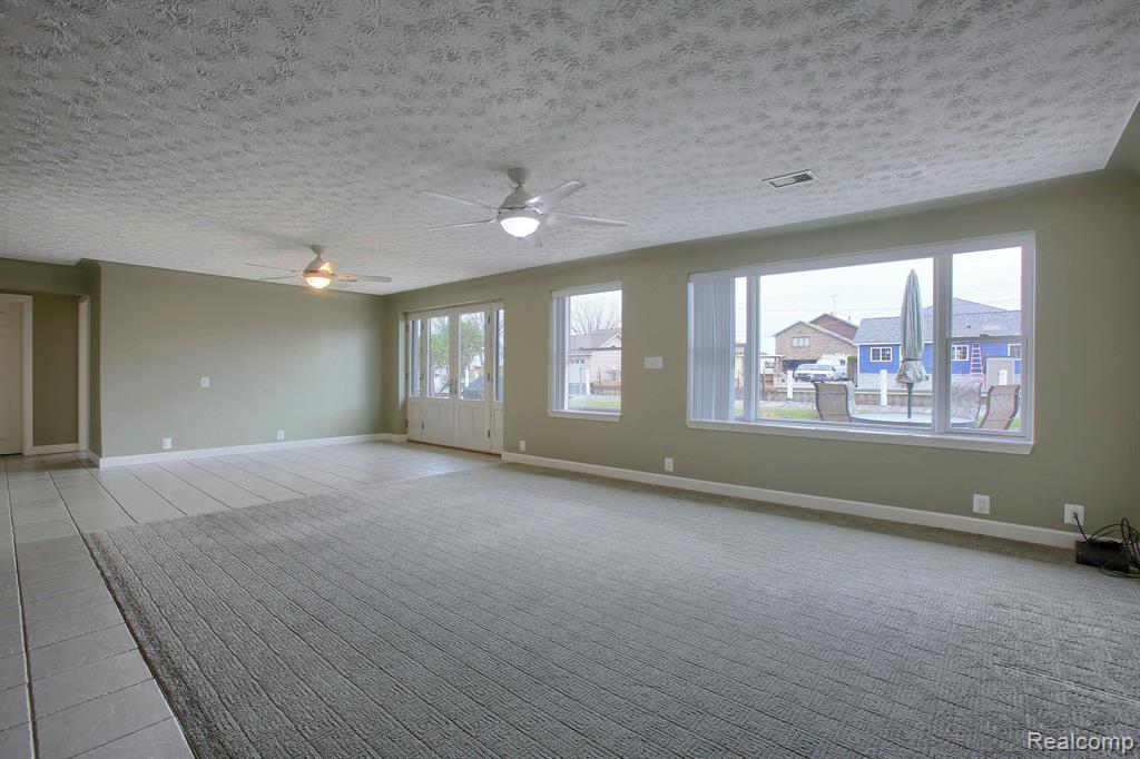 46070 Edgewater Street Chesterfield, MI 48047 - Photo 23 of 65