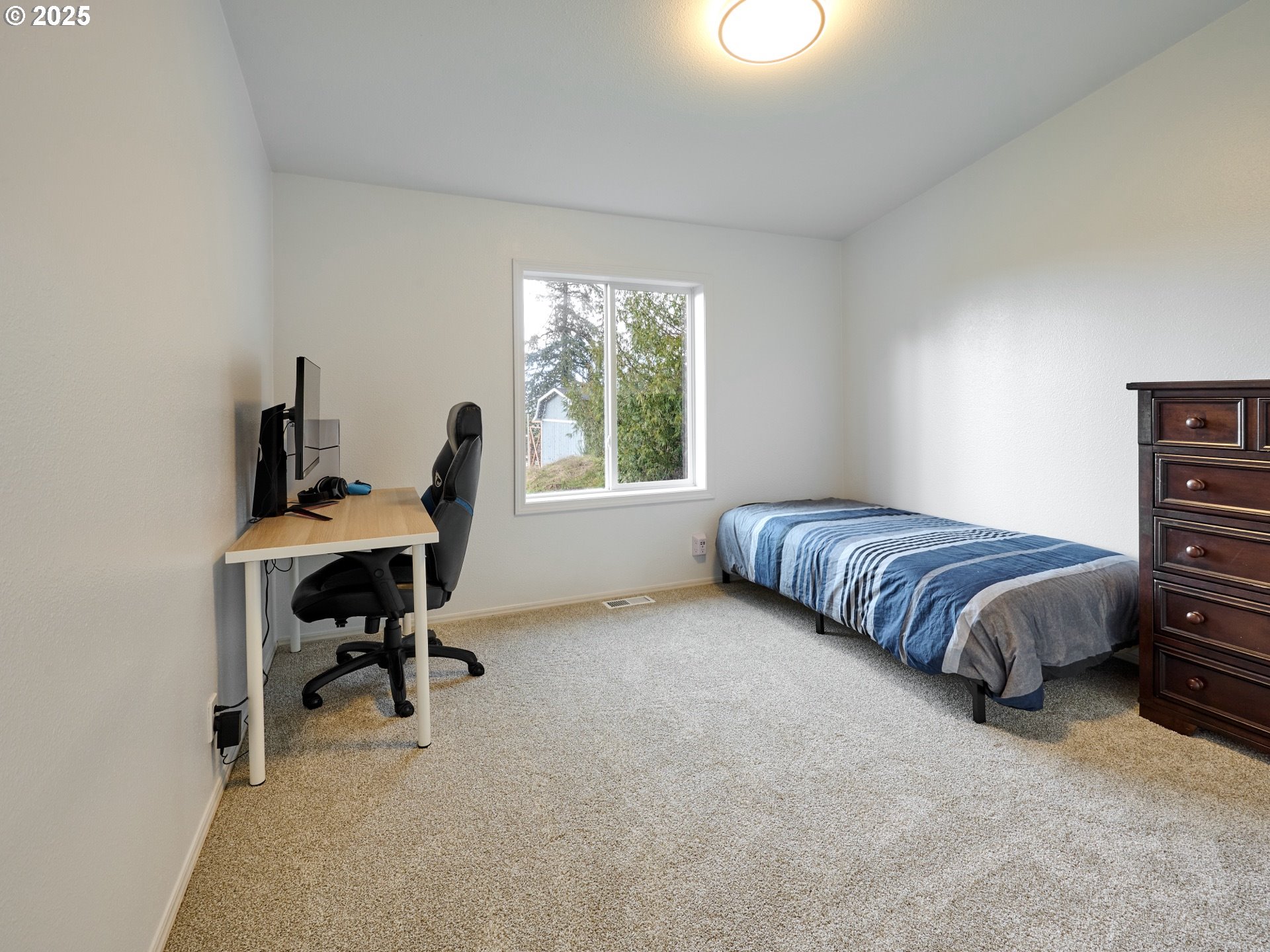 3701 Seminole Road Northeast Silverton, OR 97381 - Photo 23 of 47 Gallery Image 23