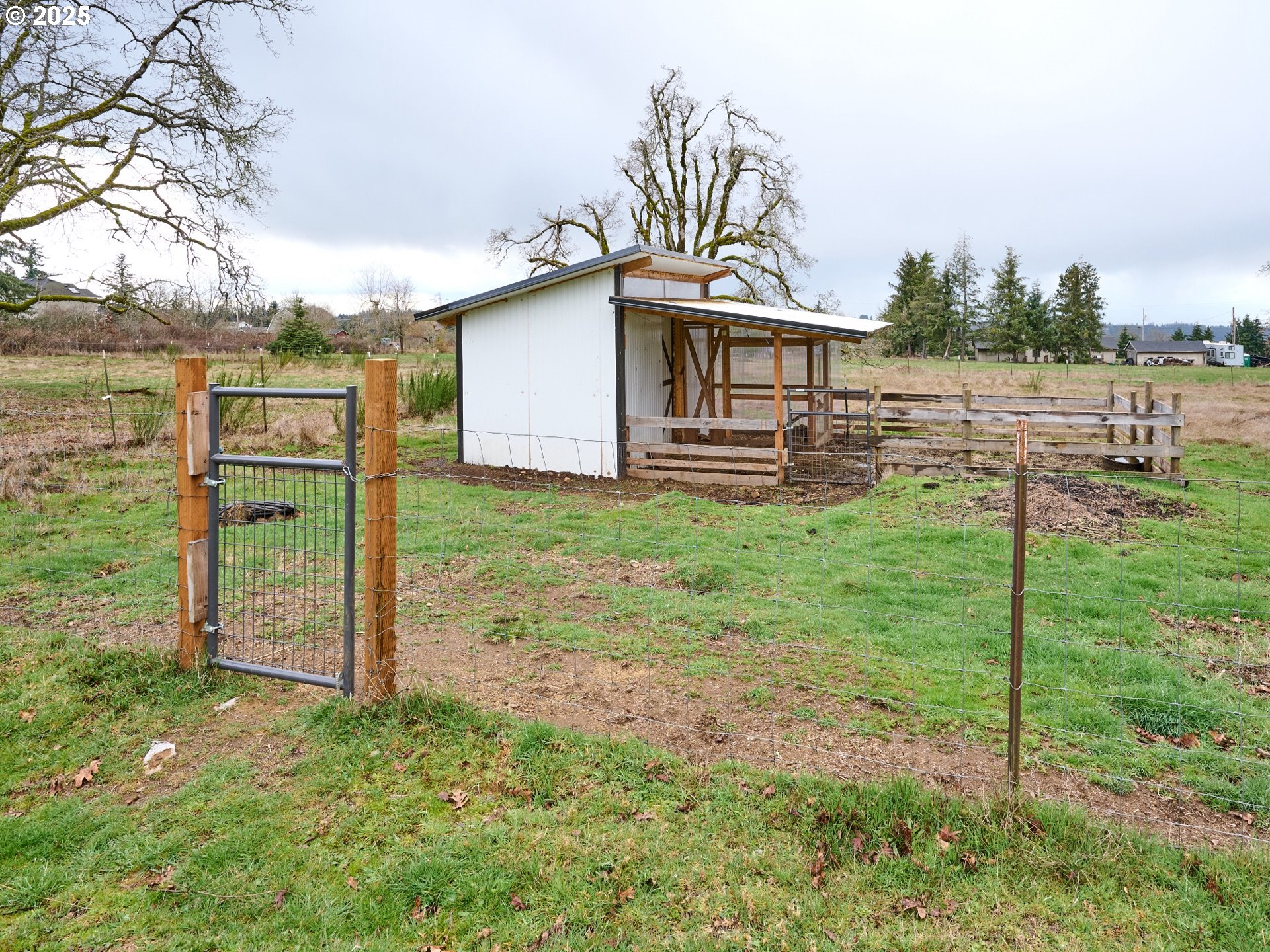 3701 Seminole Road Northeast Silverton, OR 97381 - Photo 37 of 47 Gallery Image 37