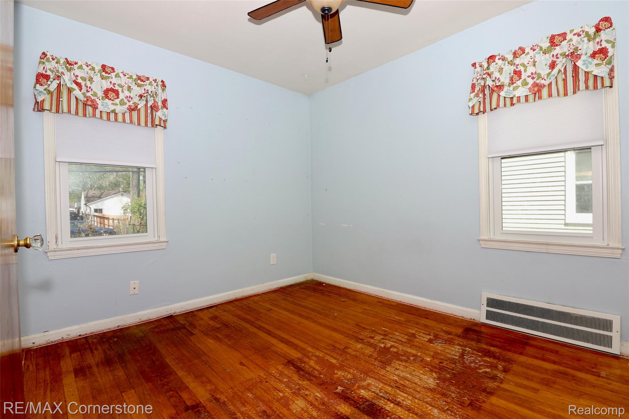4532 Howe Road Wayne, MI 48184 - Photo 10 of 24
