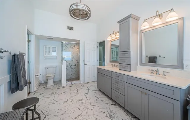 $2,975,000 | 297 1st Street West, St. Petersburg, FL 33715