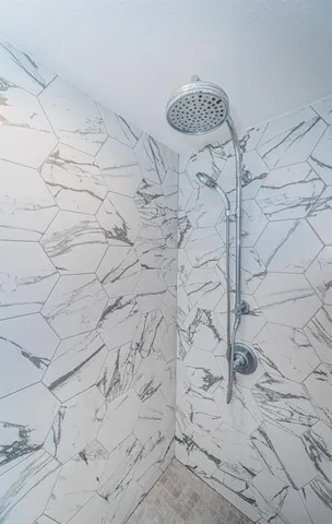 $2,975,000 | 297 1st Street West, St. Petersburg, FL 33715