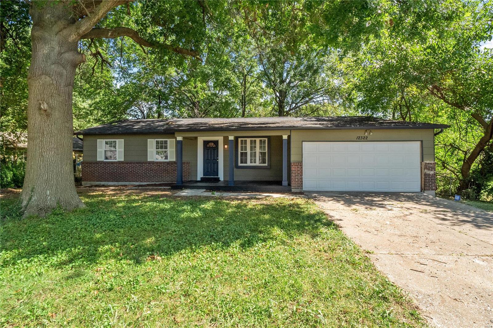 12322 Spanish Pond Road St. Louis, MO 63138 - Photo 1 of 34