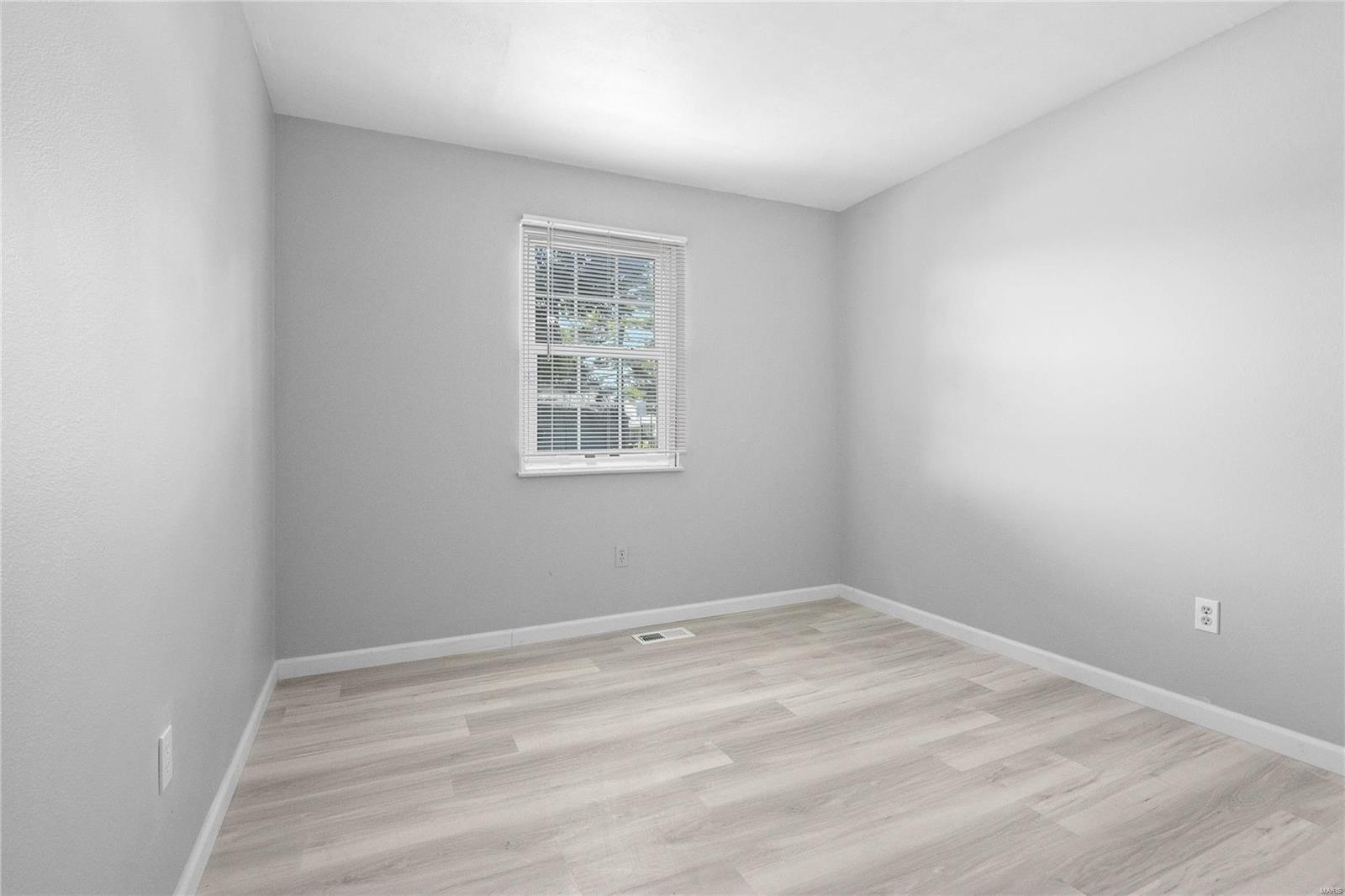 12322 Spanish Pond Road St. Louis, MO 63138 - Photo 21 of 34