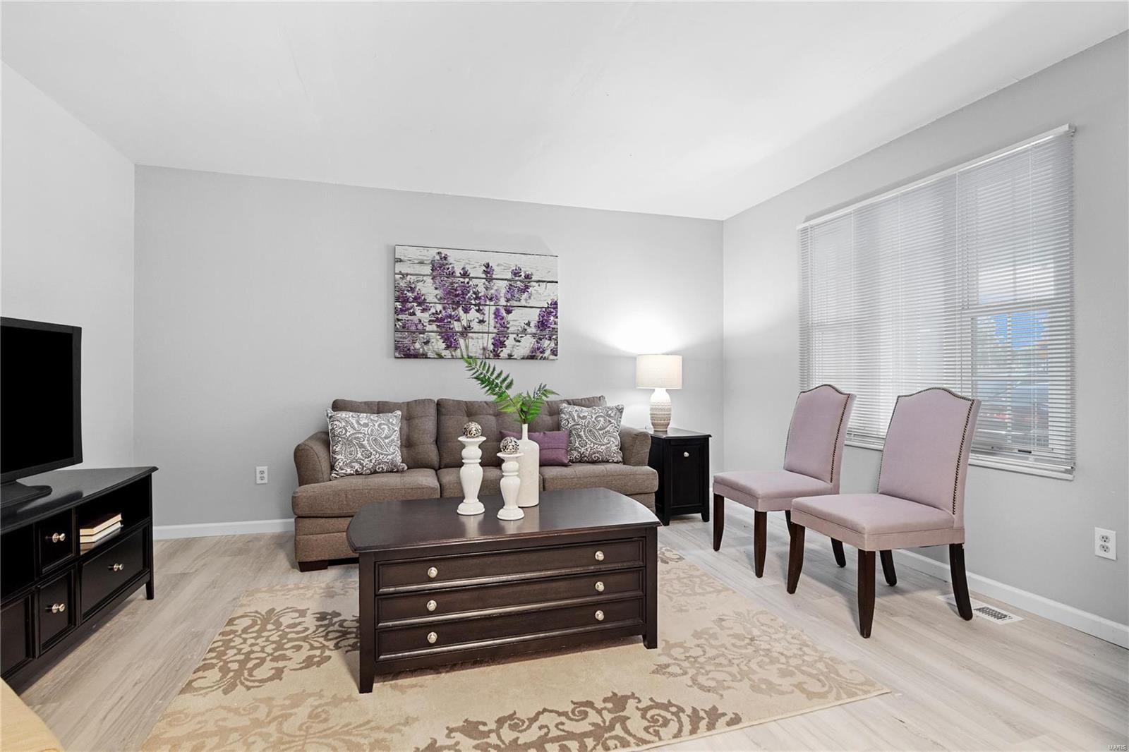 12322 Spanish Pond Road St. Louis, MO 63138 - Photo 4 of 34