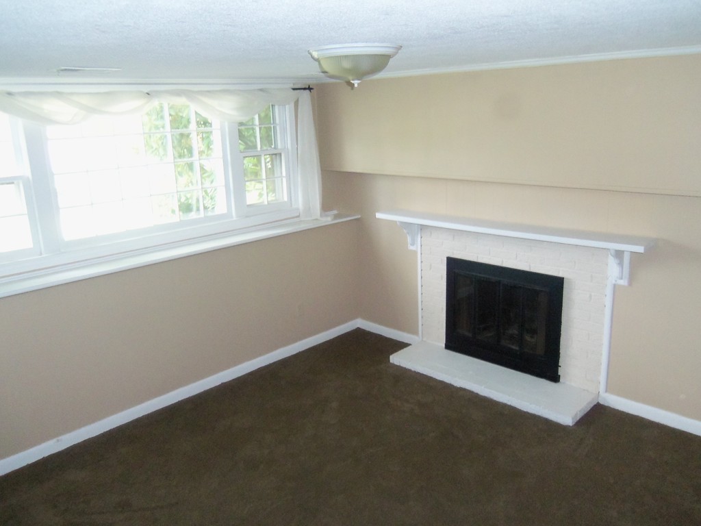 73 Standish Road Bellingham, MA 02019 - Photo 15 of 25 Gallery Image 15