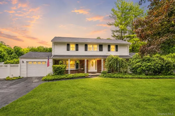 $749,000 | 2590 Darnley Place, Yorktown Heights, NY 10598
