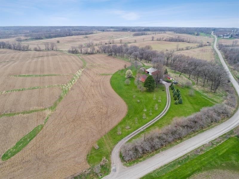 2465 Quincy Road Northeast Solon, IA 52333 - Photo 38 of 47 Gallery Image 38