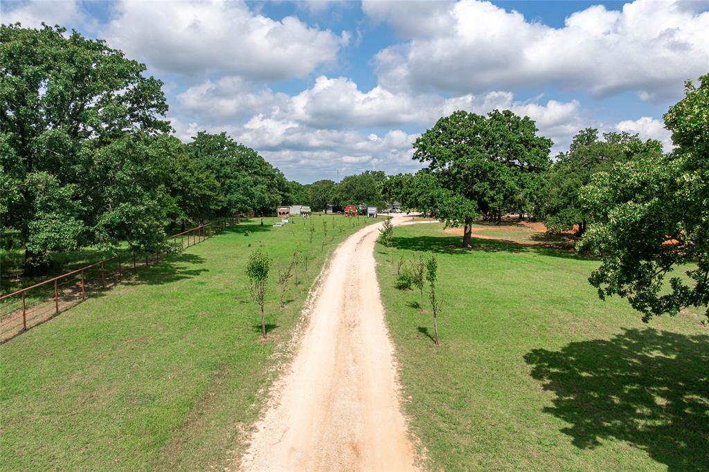 1111 Riley Road Whitesboro, TX 76273 - Photo 4 of 34