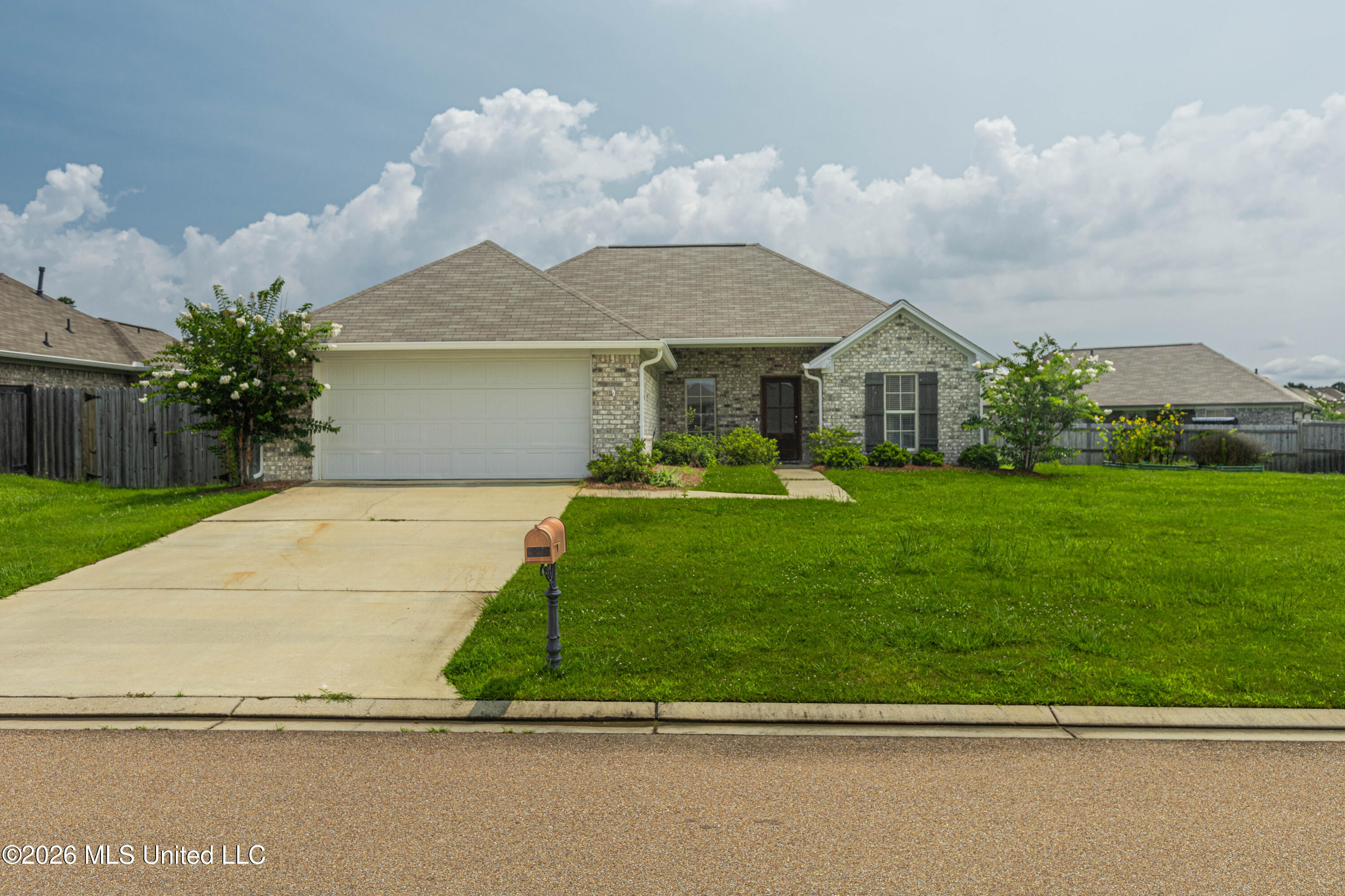1215 Addison Ln. Brandon, MS 39042 - Photo 1 of 39 IMG_9401