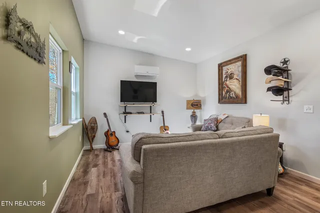 $264,900 | 367 Cagle Road, Tellico Plains, TN 37385