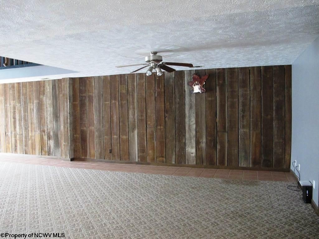 5904 Fairmont Road Rivesville, WV 26588 - Photo 5 of 20 Gallery Image 5