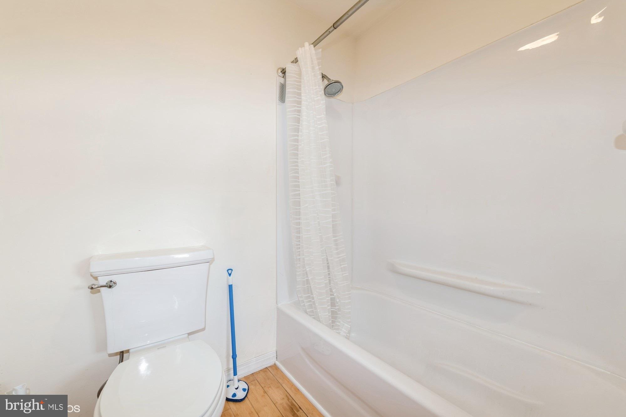 26421 Mariners Road Crisfield, MD 21817 - Photo 26 of 34 primary bath
