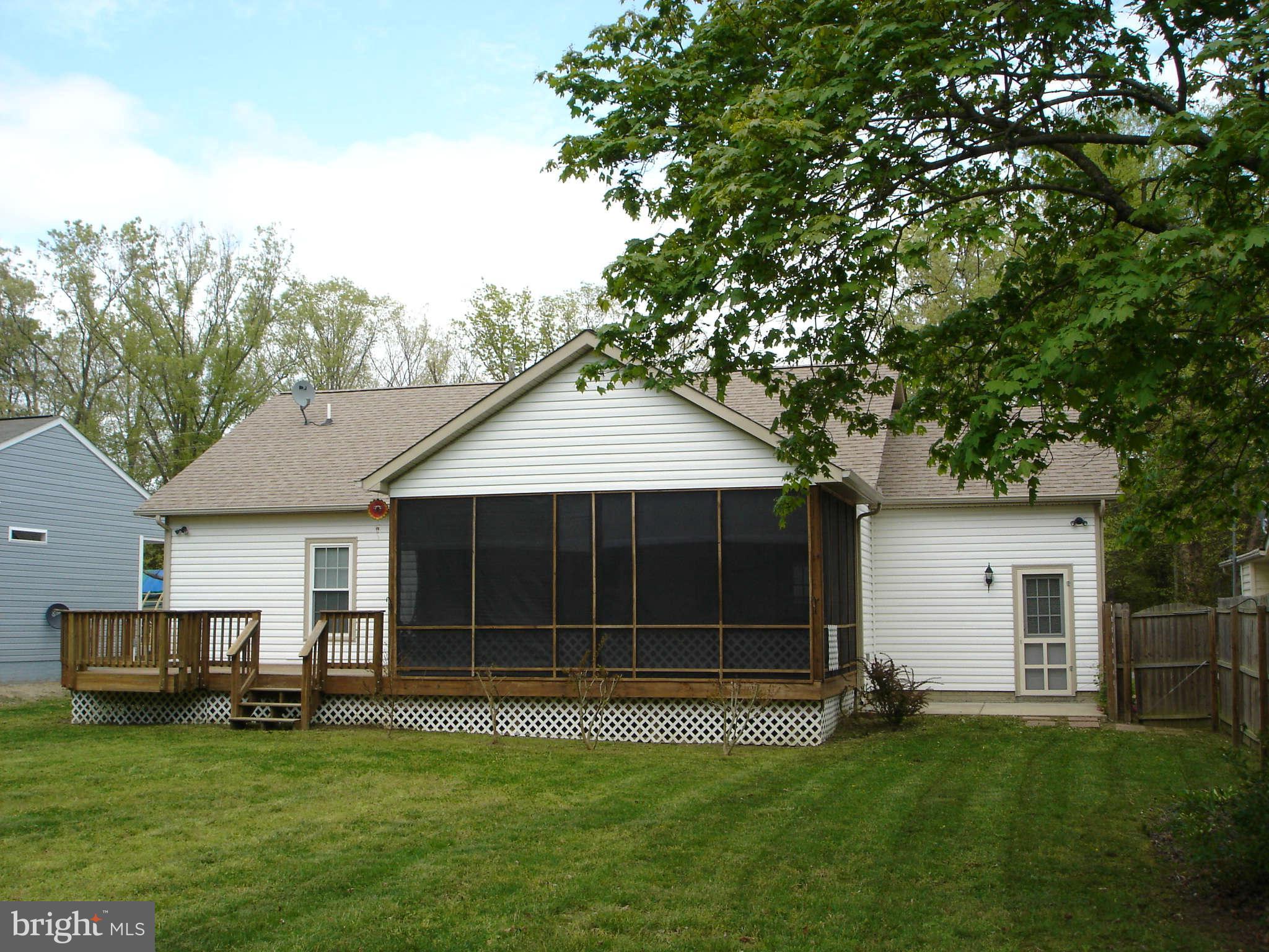 811 Forest Grove Road Colonial Beach, VA 22443 - Photo 6 of 30 Exterior (Rear)