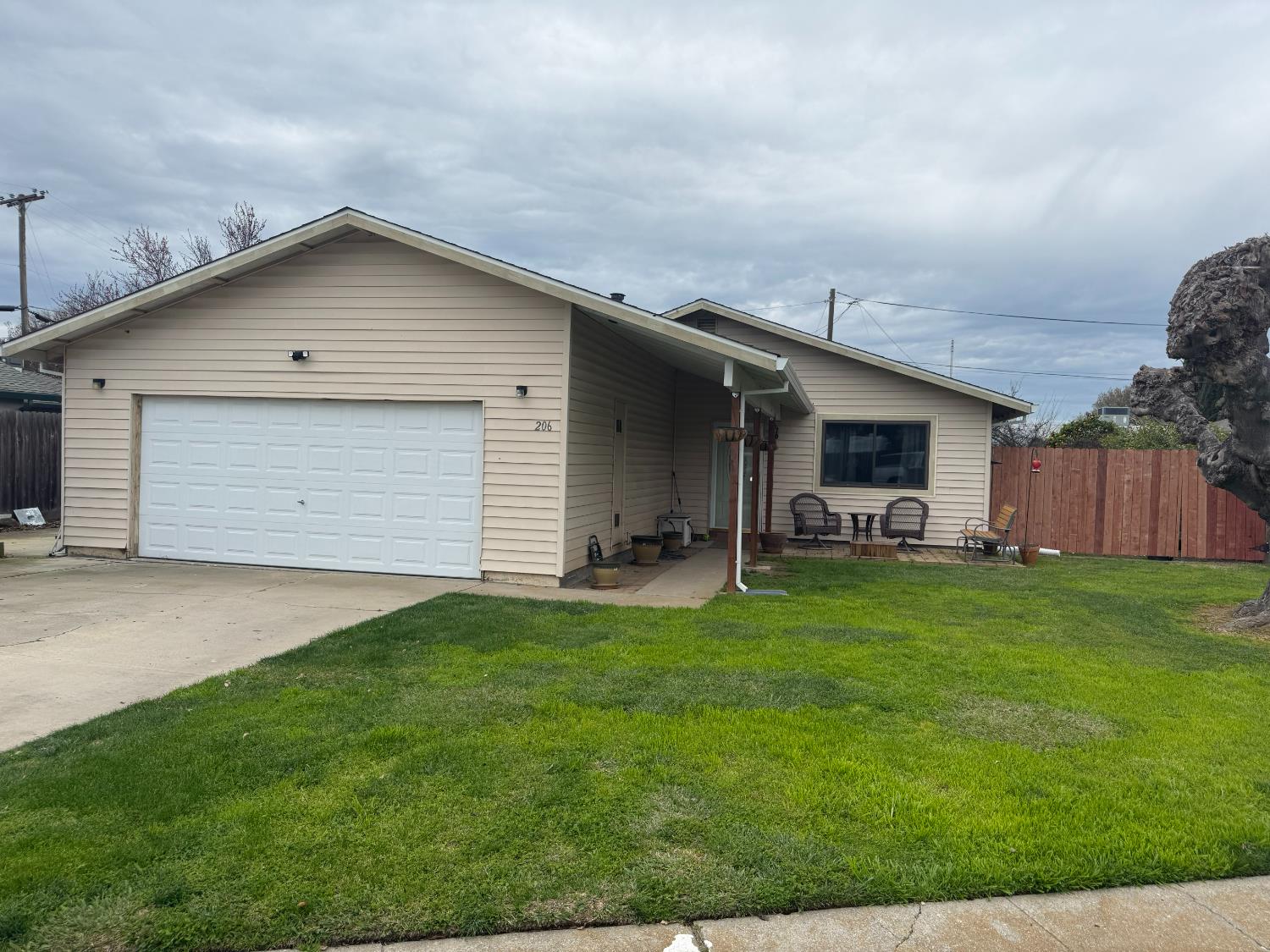 206 Miner Court Isleton, CA 95641 - Photo 2 of 23