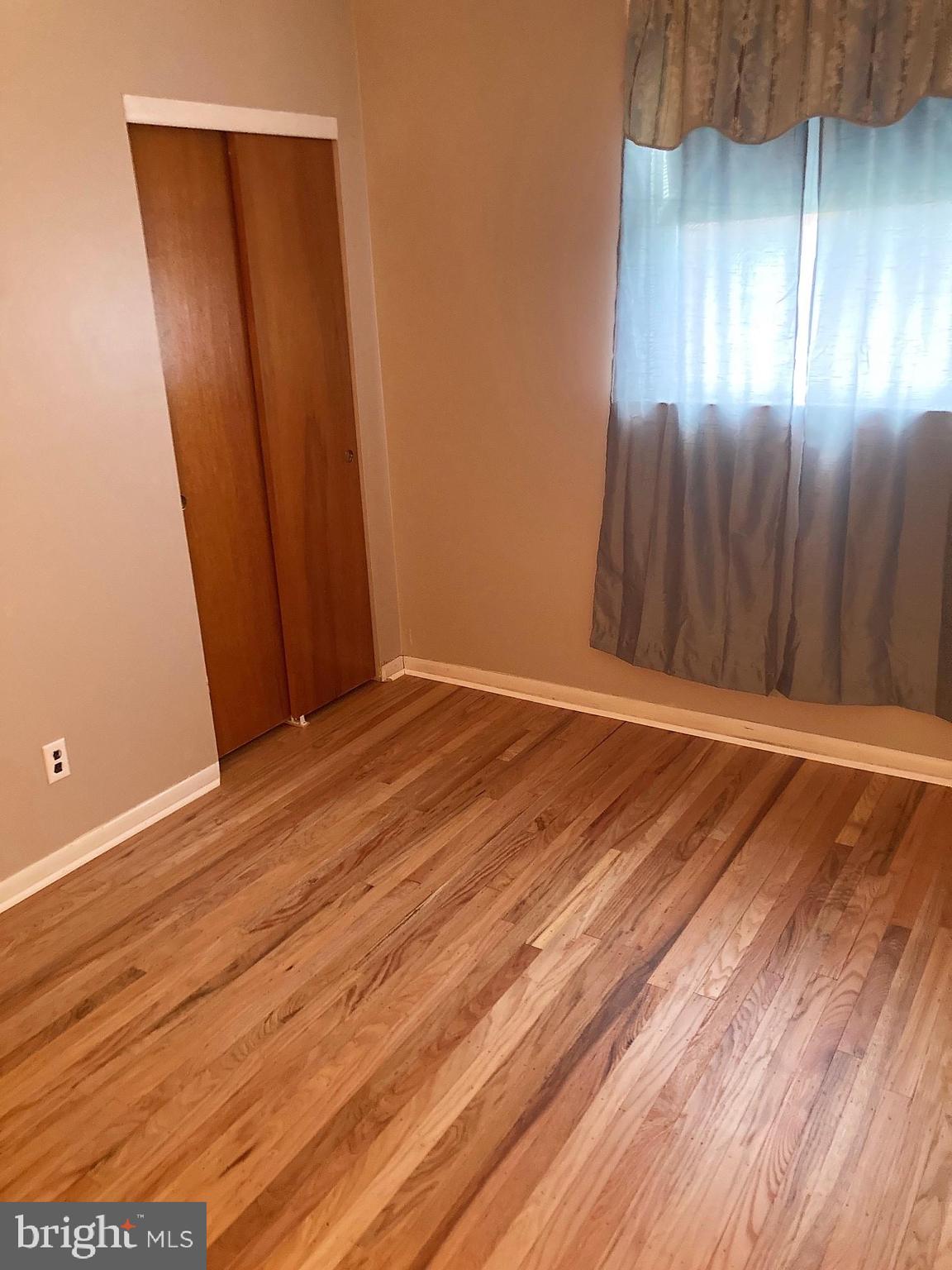 11917 Stevens Road Philadelphia, PA 19116 - Photo 17 of 25 Middle Bedroom with beautiful refinished floors!