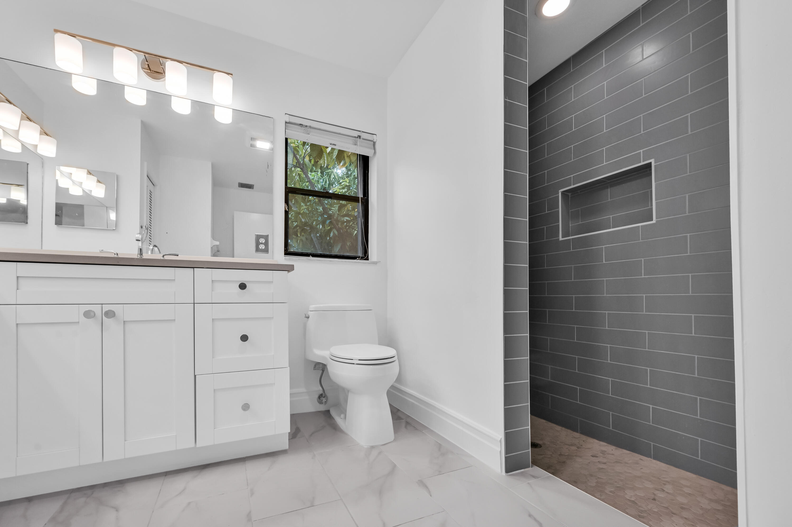 7619 Silver Woods Court Boca Raton, FL 33433 - Photo 18 of 20 DSC_1070