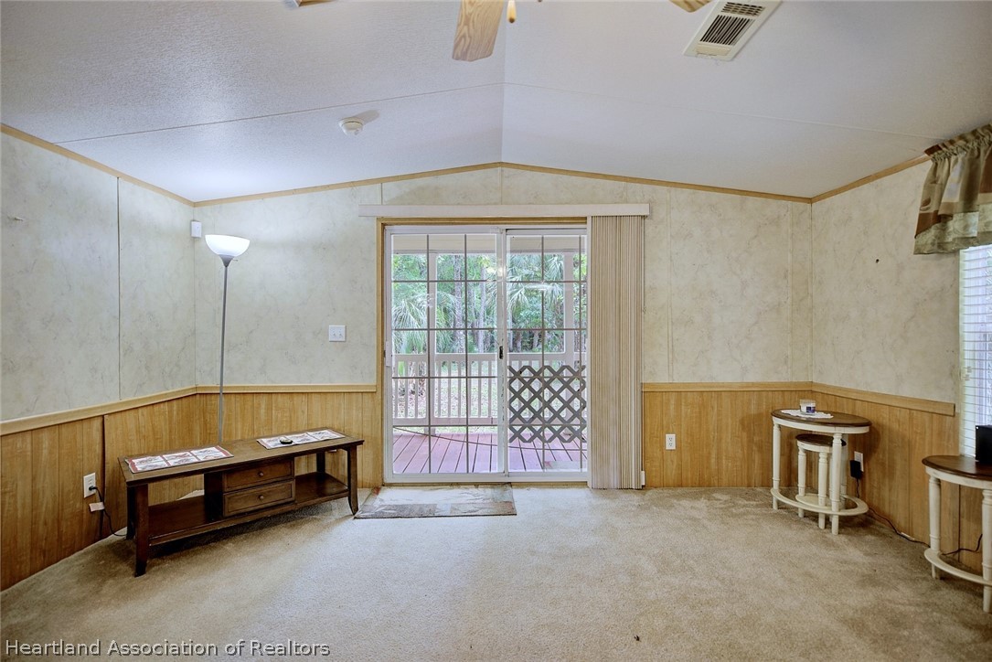 2500 Arbuckle Shrs Road Frostproof, FL 33843 - Photo 15 of 18 a spacious bathroom with a tub and shower