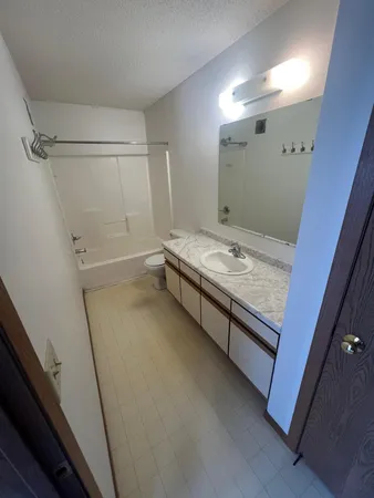 $159,900 | 1259 Taylor Street, Unit 3, Shakopee, MN 55379