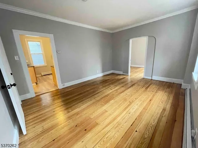 $2,580 | 20 Gould Street, Unit 1, Verona, NJ 07044