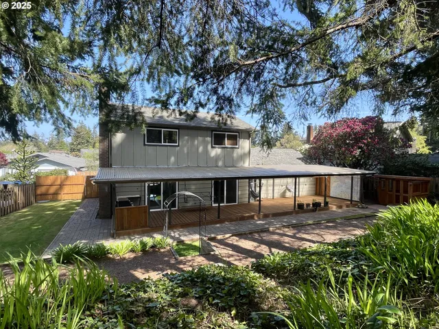 $419,000 | 3851 Edgewood Drive, North Bend, OR 97459