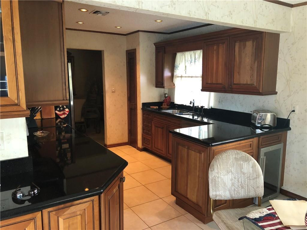 9137 Southwest 16th Road East Boca Raton, FL 33428 - Photo 2 of 13 Photo 2