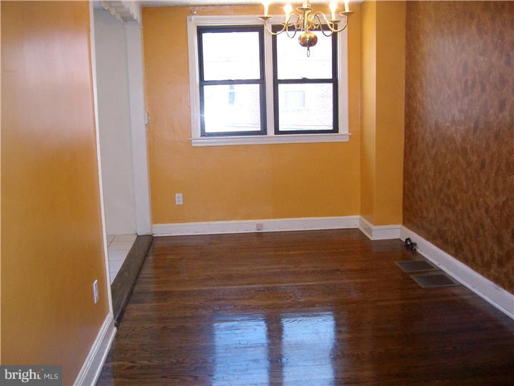 1373 Farrington Road Philadelphia, PA 19151 - Photo 4 of 24 Dining Room